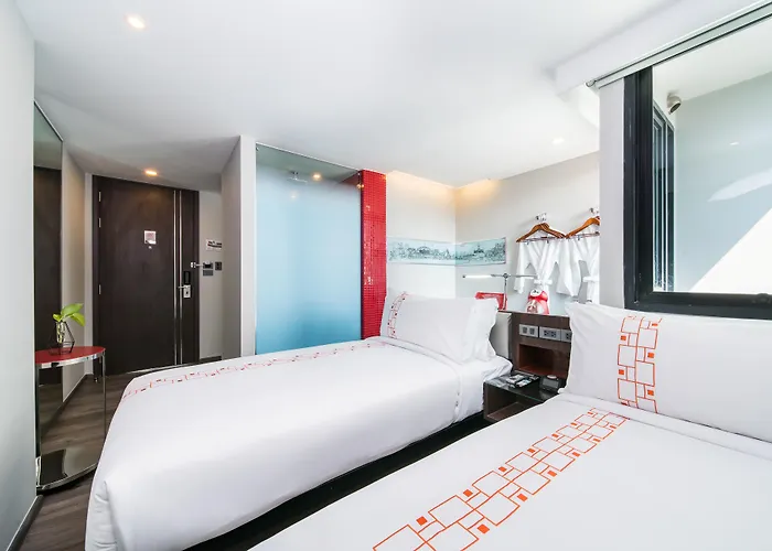 Vib Western Sanam Pao 3* Bangkok