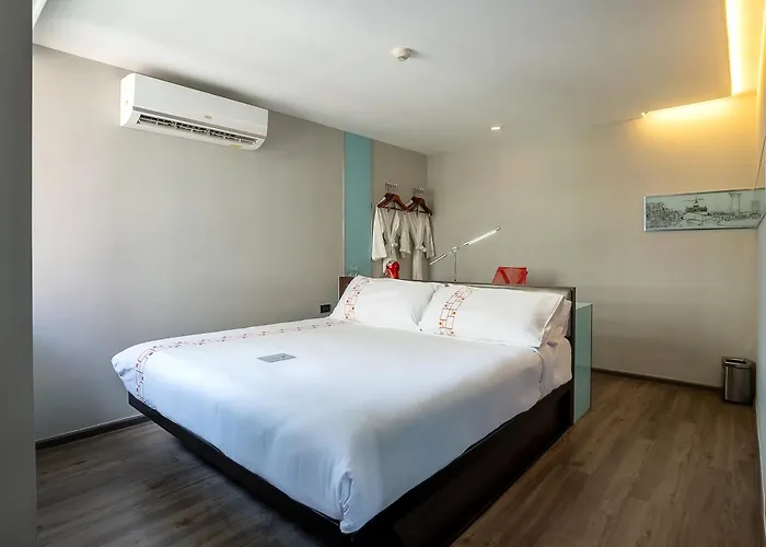 Hotel Vib Western Sanam Pao 3*