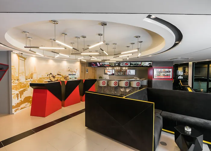 Vib Western Sanam Pao Bangkok